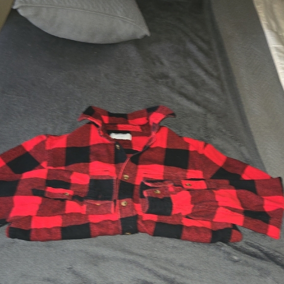 Old Navy Red and Black Buffalo Plaid Button-Down Shirt Sz S - Picture 6 of 6